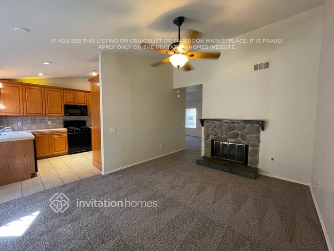 Building Photo - 3541 W Ave J 3