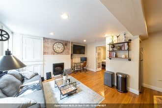 Building Photo - 236 1st St