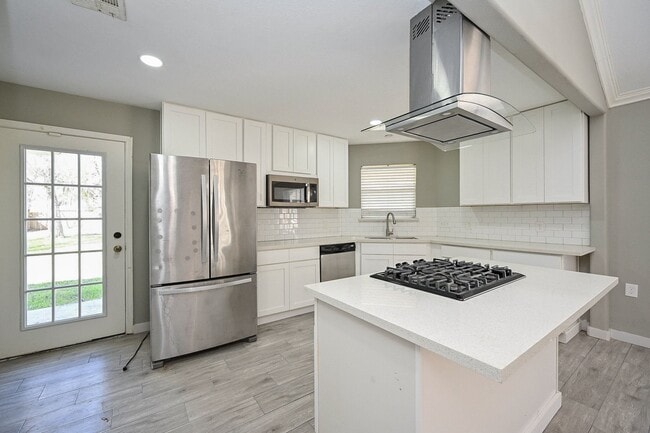 Building Photo - 6607 W T C Jester Blvd