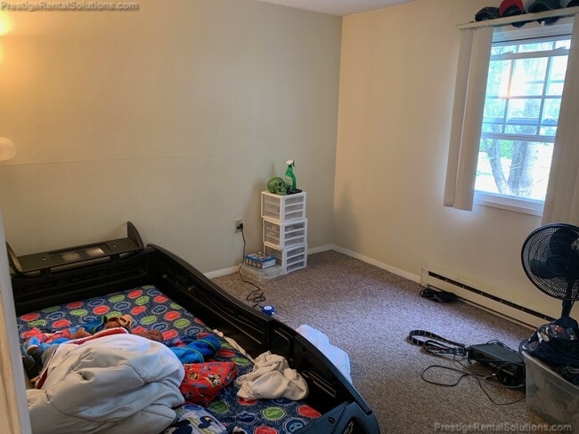 Building Photo - 39 Dinan Dr