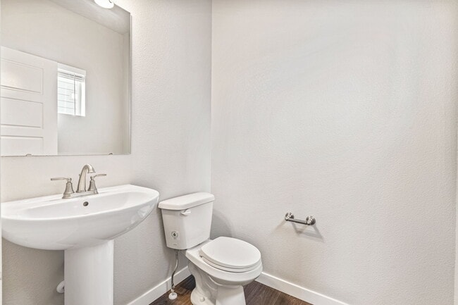 Building Photo - 6852 S Birch Creek Ave