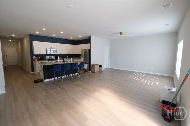 Building Photo - 132 Franklins Walk