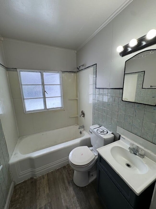 Building Photo - 4325 Warsaw St