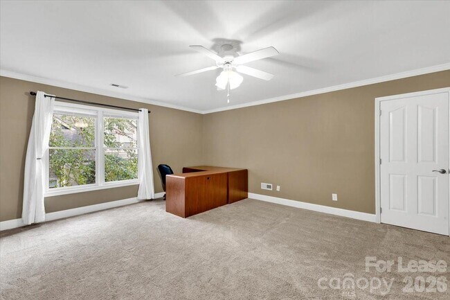 Building Photo - 3112 English Sparrow Ln