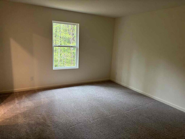 Building Photo - 258 Dream Catcher Dr