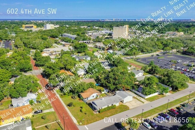 Building Photo - 602 4th Ave SW