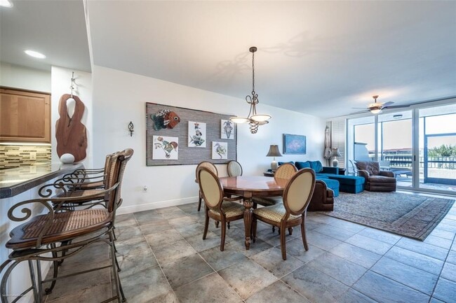 Building Photo - 3313 Sunset Key Cir