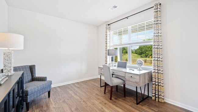 Building Photo - 751 Wolverine Ln