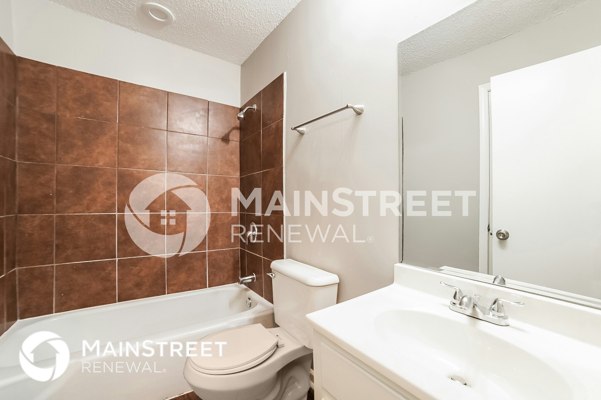 Building Photo - 8347 Bridgewood Dr