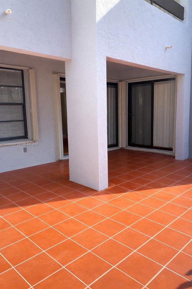 Building Photo - 9033 SW 123rd Ct