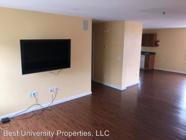 Building Photo - 57 Temperance Way
