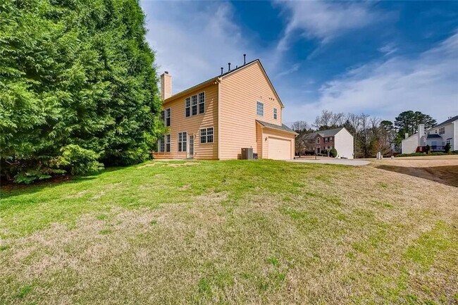 Building Photo - 520 Midhurst Pl