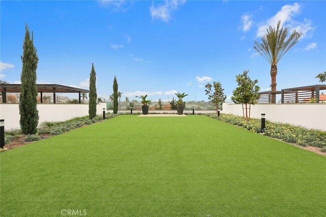 Building Photo - 478 Sycamore Dr