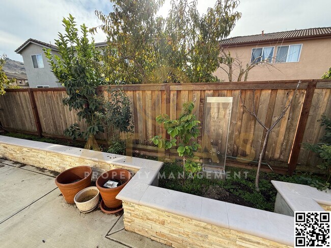 Building Photo - 55 Castellina Cir