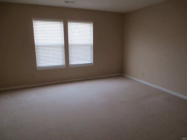 Building Photo - 193 N Furlong Dr