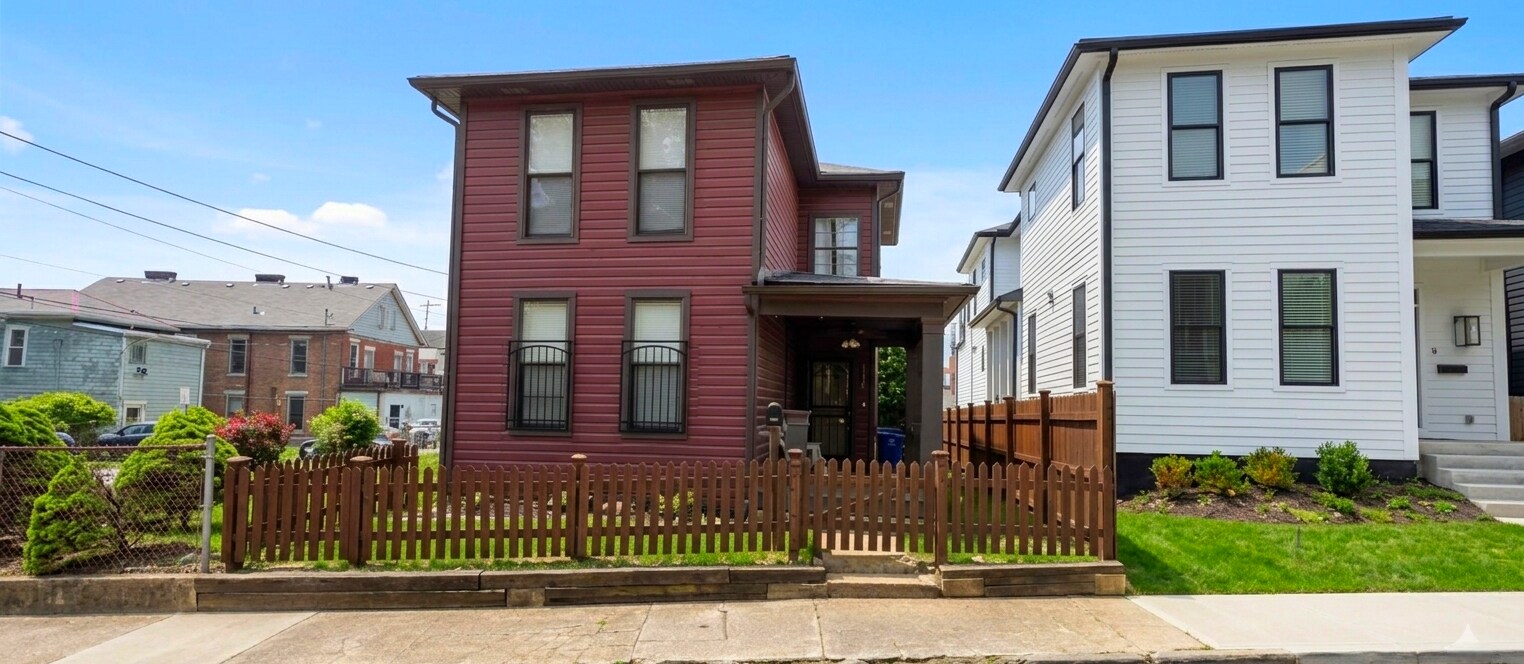 Building Photo - 1163 Say Ave
