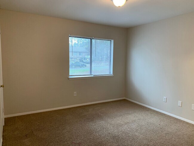 Building Photo - 6509 Parton Ct
