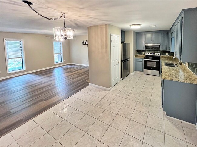 Building Photo - 2692 Post Oak Ct