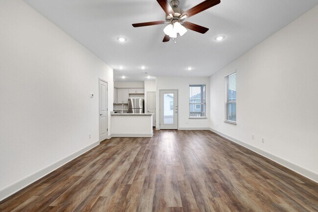 Building Photo - Beautifully Designed Townhome with Upscale Finishes