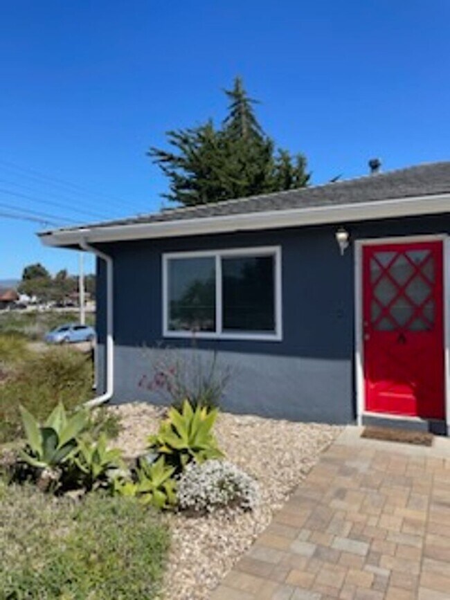 Building Photo - 765 Los Osos Valley Rd