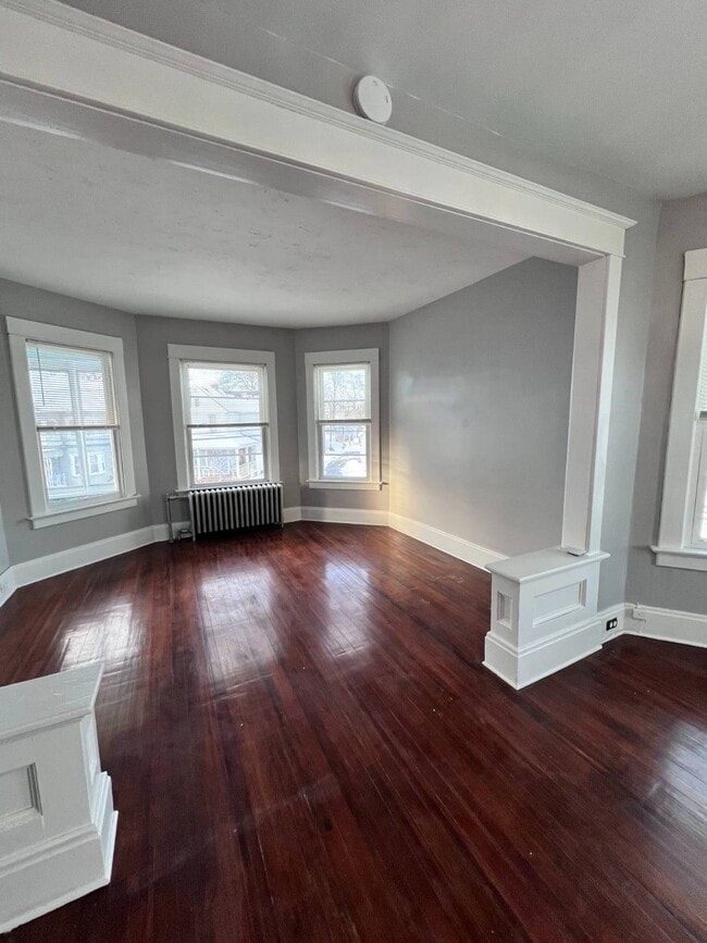 Building Photo - 2036 Guilderland Ave