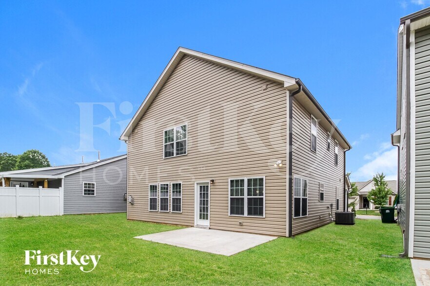 Building Photo - 5445 Misty Hill Cir