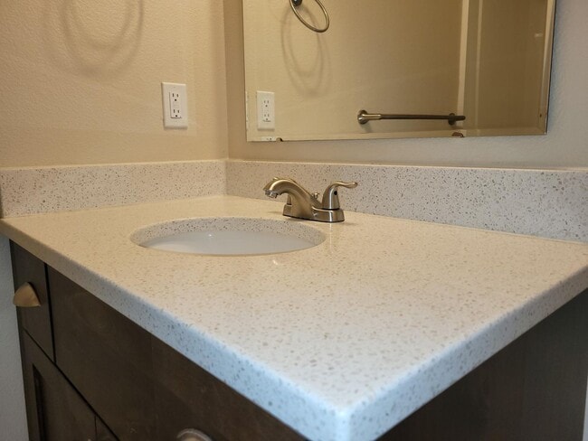 Building Photo - Outstanding Location with Community Pool!