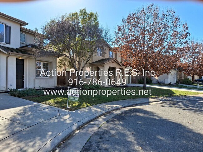 Building Photo - Lincoln Crossing, 2 Story 4 Bedroom, 2.5 bath, 2225sqft, Access to Lincoln Crossing Clubhouse Poo...