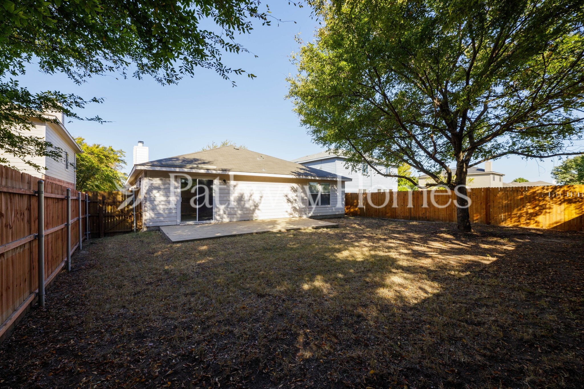 Building Photo - 2628 Terrace Dr