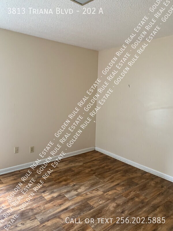 Building Photo - 3813 SW Triana Blvd