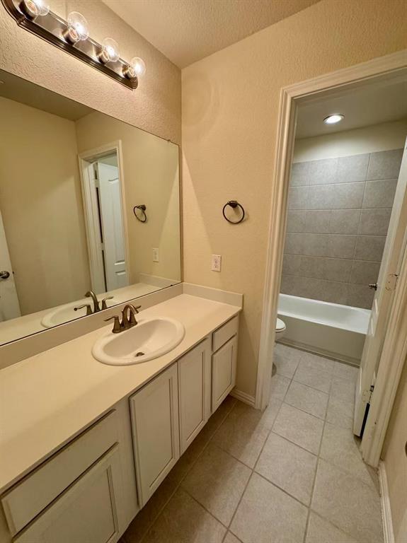 Building Photo - 30111 Twisting Springs Dr