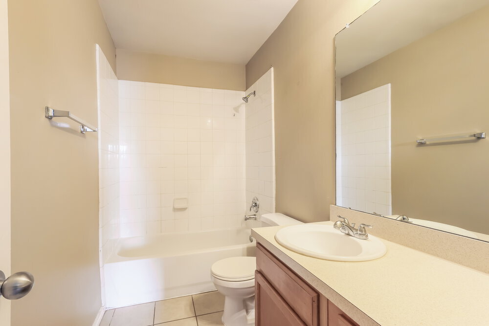 Building Photo - 21211 Linden House Ct
