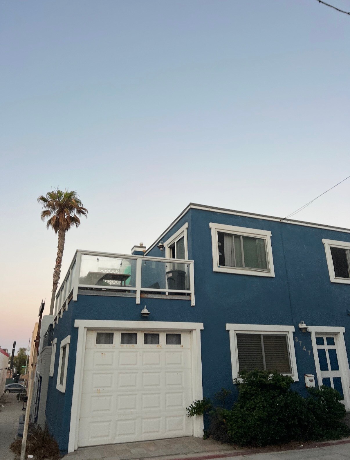 Building Photo - 3747 Strandway