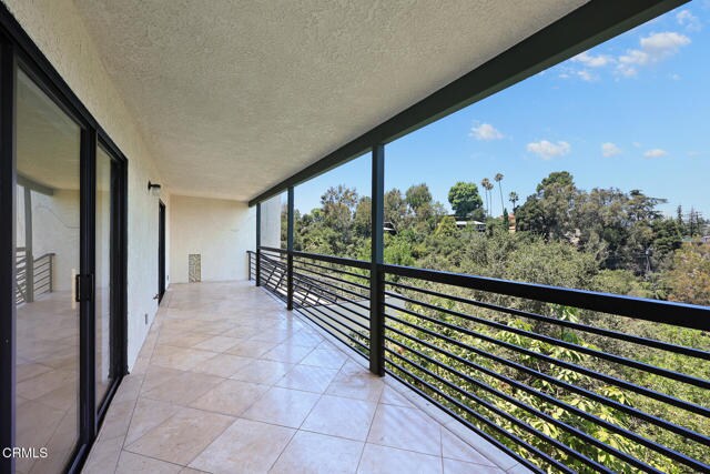 Building Photo - 534 Alta Vista Ave
