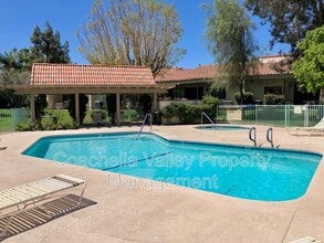 Building Photo - 45414 Driftwood Dr