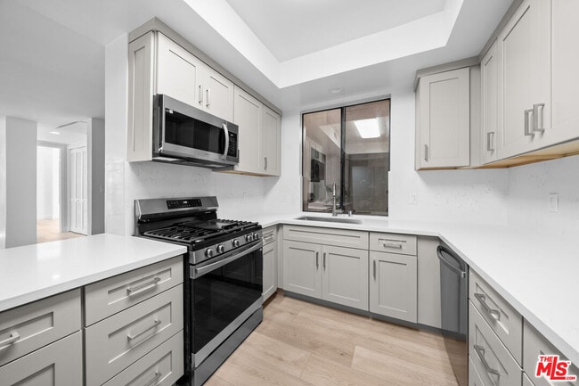 Building Photo - 235 S Tower Dr