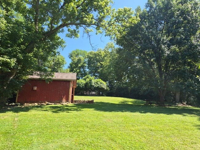 Building Photo - 6386 Taylor Rd