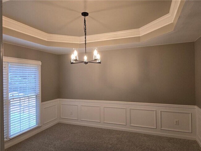 Building Photo - 1434 Oglethorpe Dr