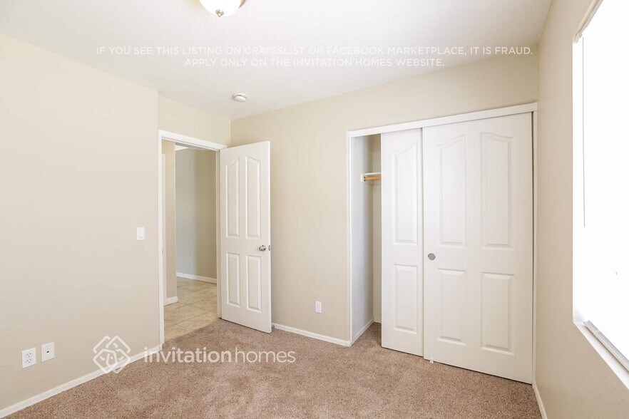 Building Photo - 3044 W Chanute Pass
