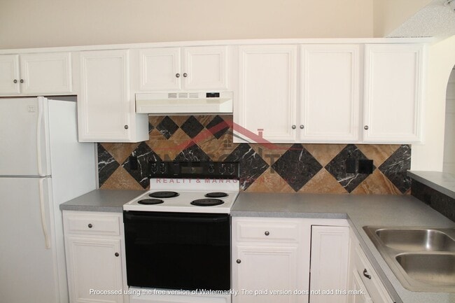 Building Photo - 3 bed/2.5 bath in Lake Asbury
