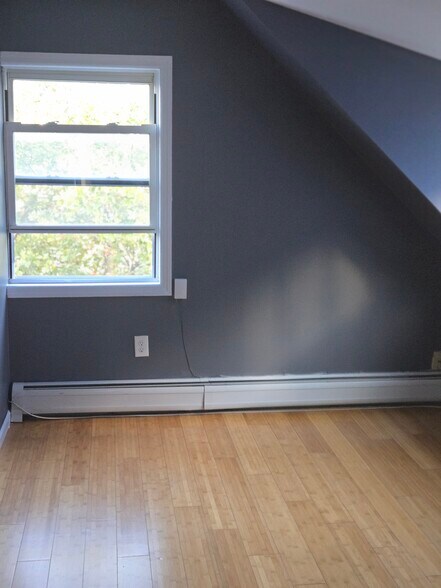 Building Photo - 316 Summer Ave