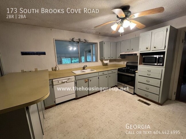 Building Photo - 173 S Brooks Cove Rd