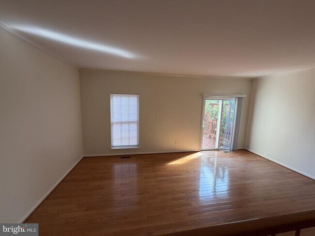 Building Photo - 1081 Smartts Ln NE