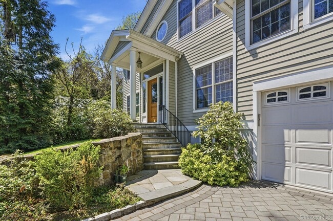 Building Photo - 60 Hillside Ln