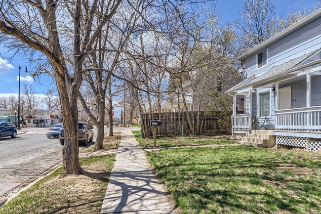 Building Photo - Downtown Tranquility: 2BDR Escape in Lafay...