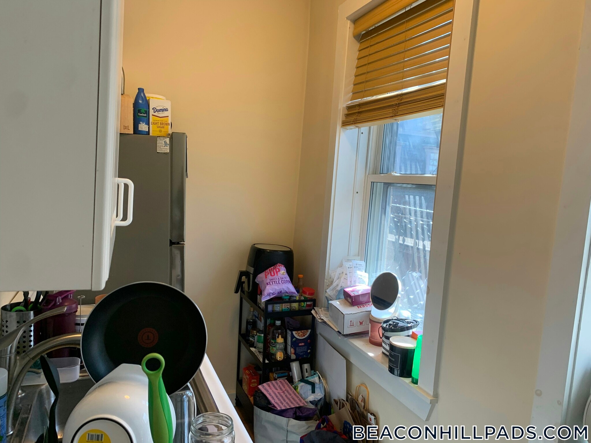 Building Photo - 108 Myrtle St