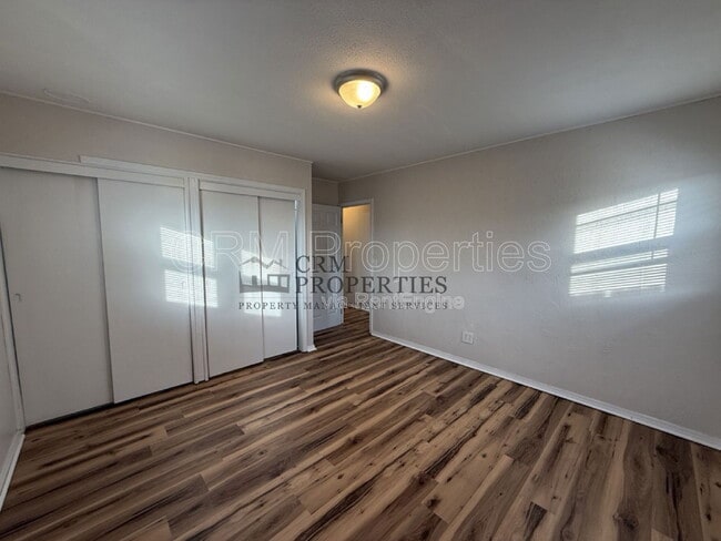 Building Photo - 5115 Arrowhead Blvd