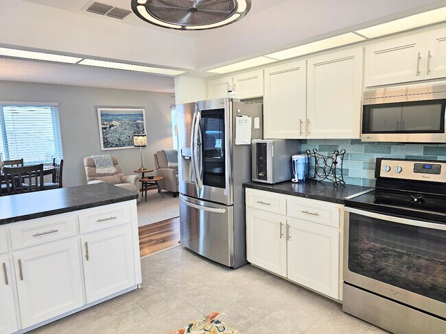 Building Photo - Waterfront 2 Bedroom, 2 Bath Stilt Home with Dock