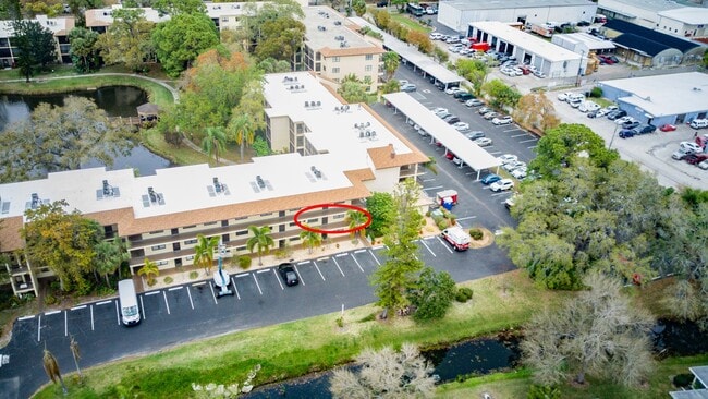 Building Photo - 305 30th Ave W