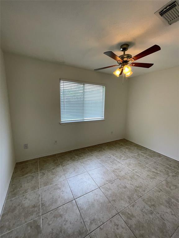 Building Photo - 4010 Bealey Ln